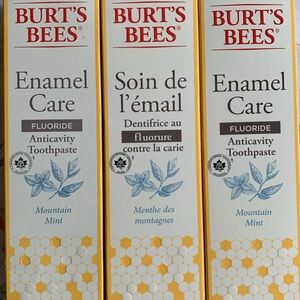 🌸🐝Burt's Bees Fluoride Toothpaste, Enamel Care, Mountain Mint, 105 ml🐝🌸